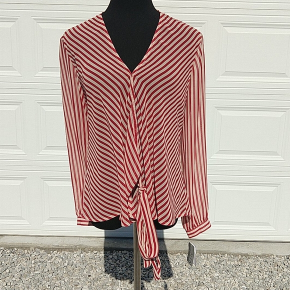 Nine & Co. Tops - Nine and company size 12 open front shirt NWT